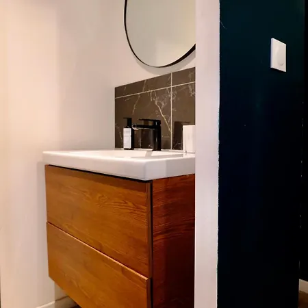 Your - Close To Lille * Loos